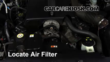 2003 Lincoln Town Car Cartier 4.6L V8 Air Filter (Engine) Replace